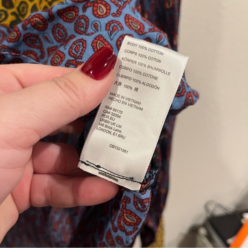 NEW Urban Outfitters Multicolor Patchwork paisley print Shirt size xsmall - Picture 9 of 10